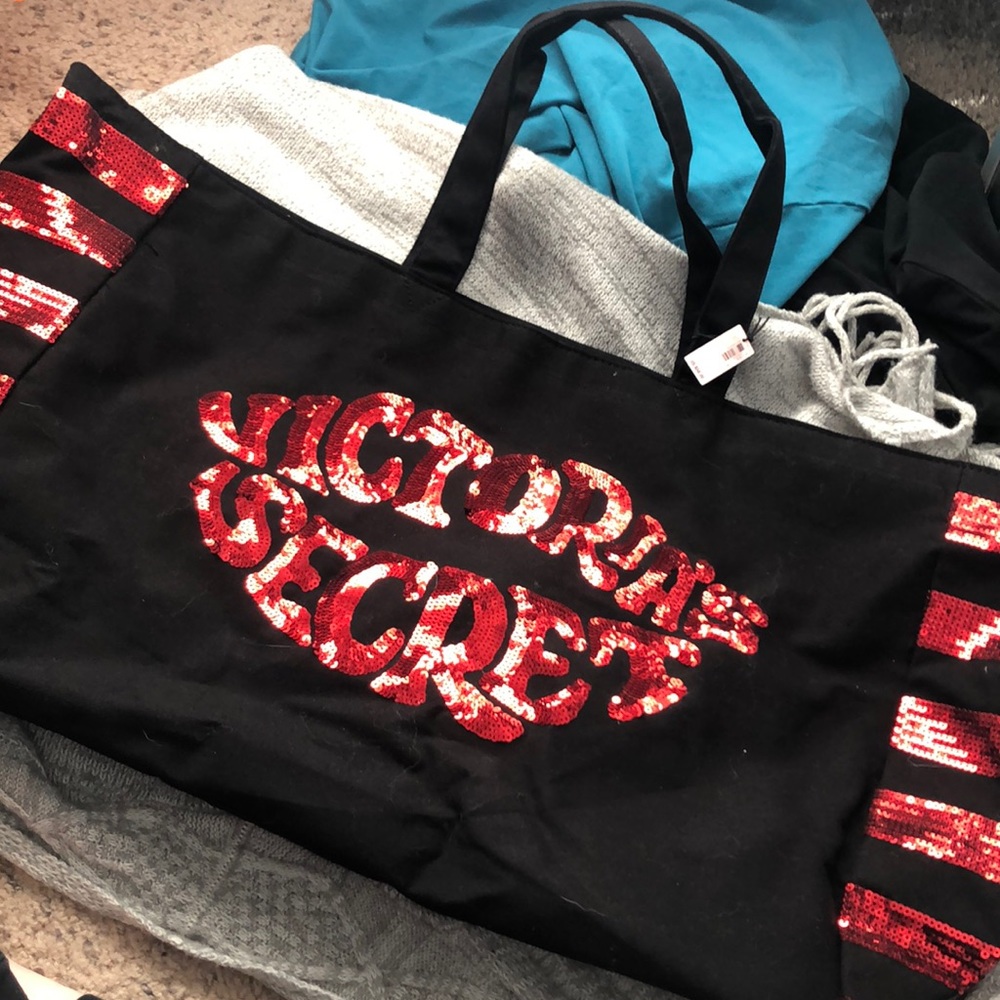 VS oversized Sequin Tote